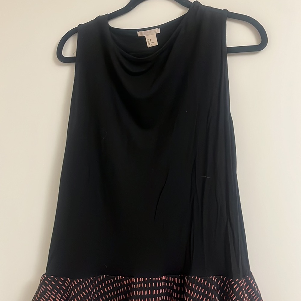 HM Ruffle Hem Tunic Top - Picture 3 of 3
